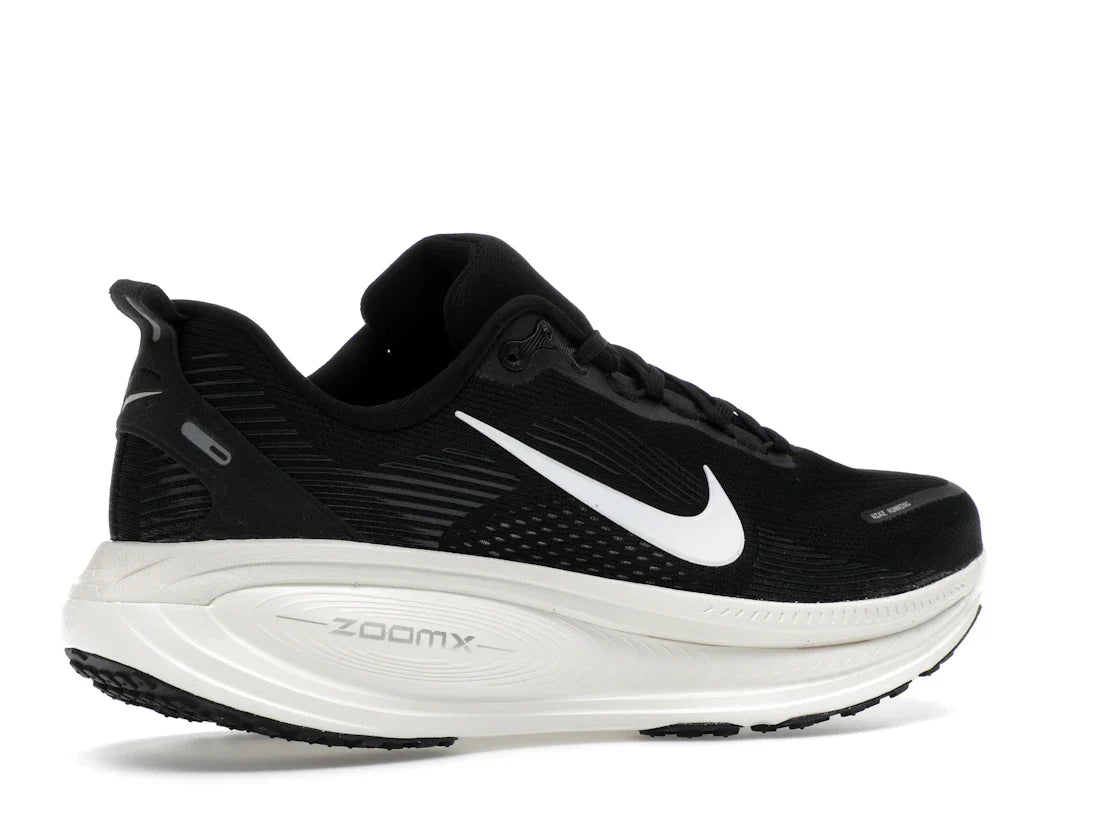 Nike Vomero 18 Schwarz, Kokosmilch, Hellgrau, Weiß