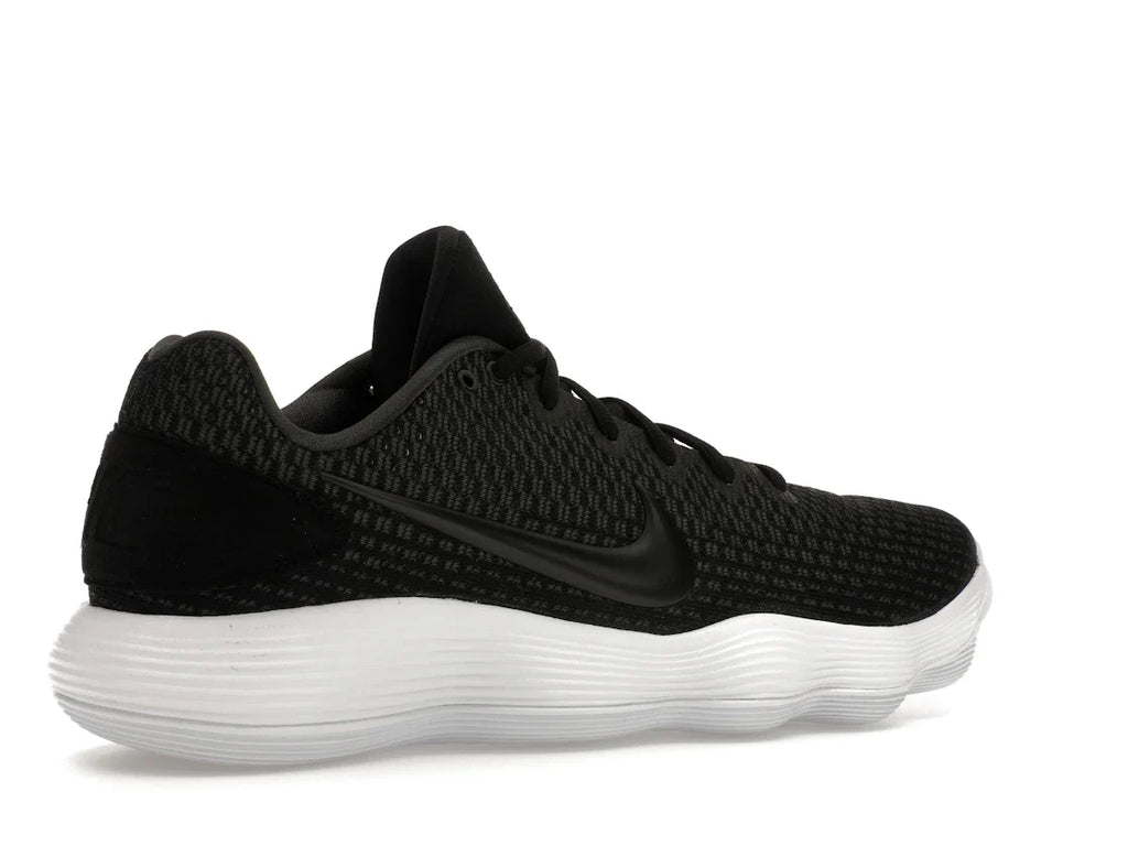 Nike Hyperdunk 2017 Low Schwarz