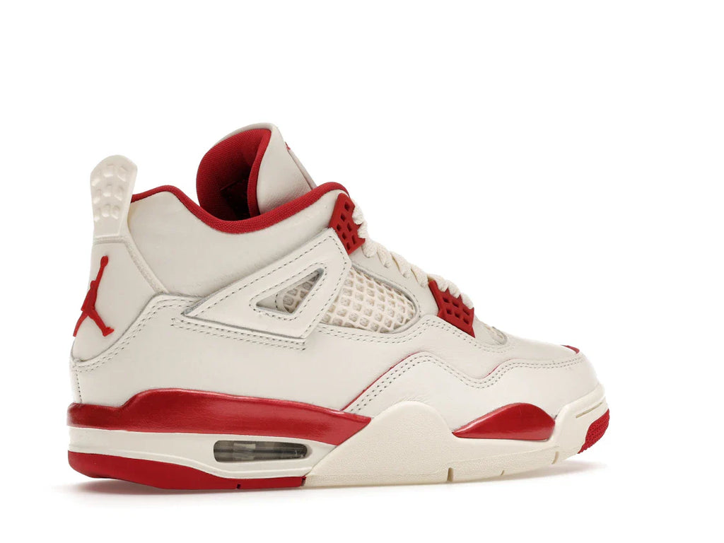 Jordan 4 Retro Valentine's Day Sierra Red (Damen)