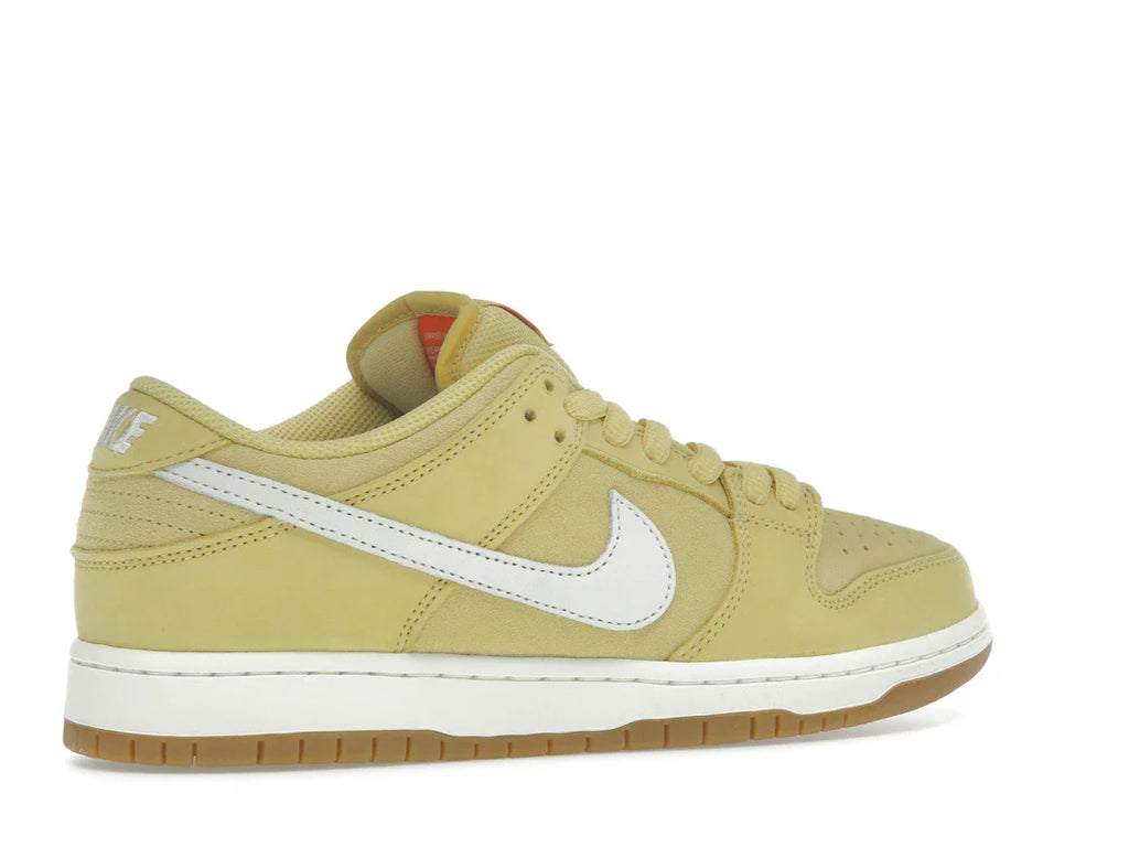 Nike SB Dunk Low Saturn Gold