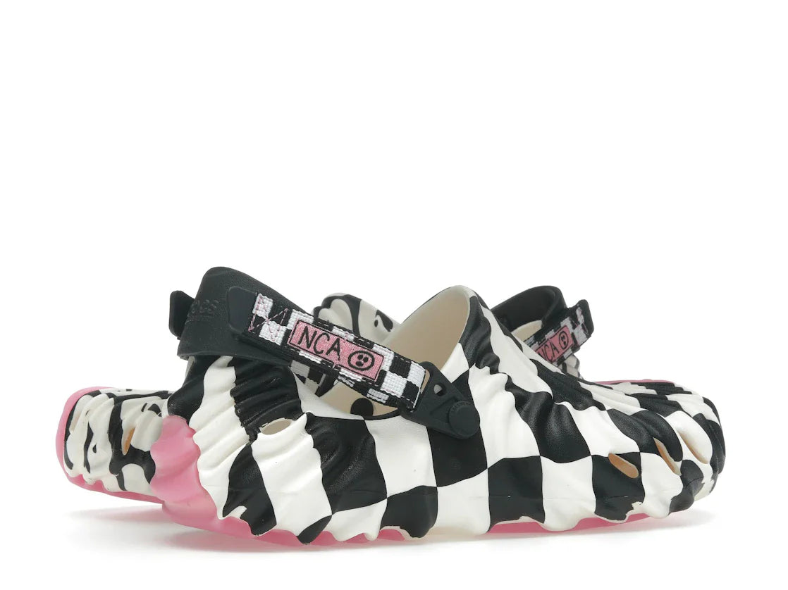 Crocs Pollex Clog von Salehe Bembury x Nina Chanel Abney Art Friends – Daumen hoch, gut gemacht!