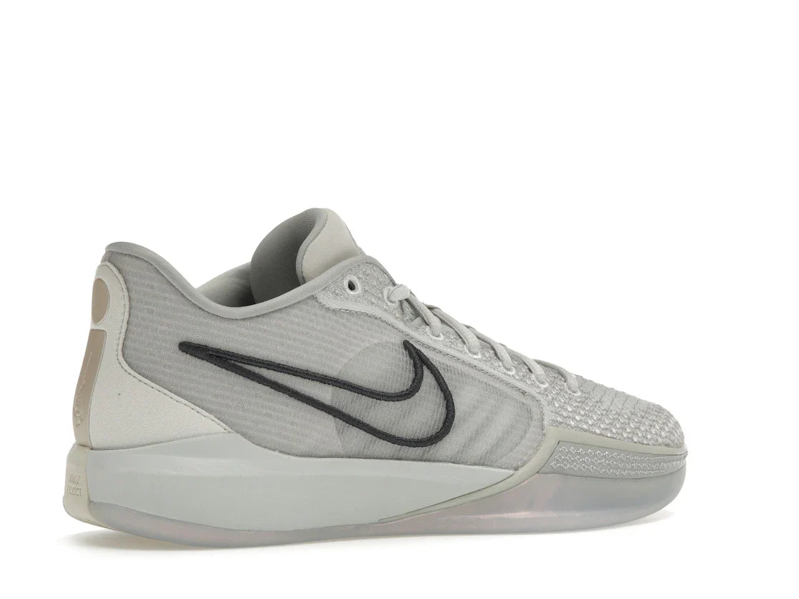 Nike Sabrina 1 Ionic Photon Dust (Damen)