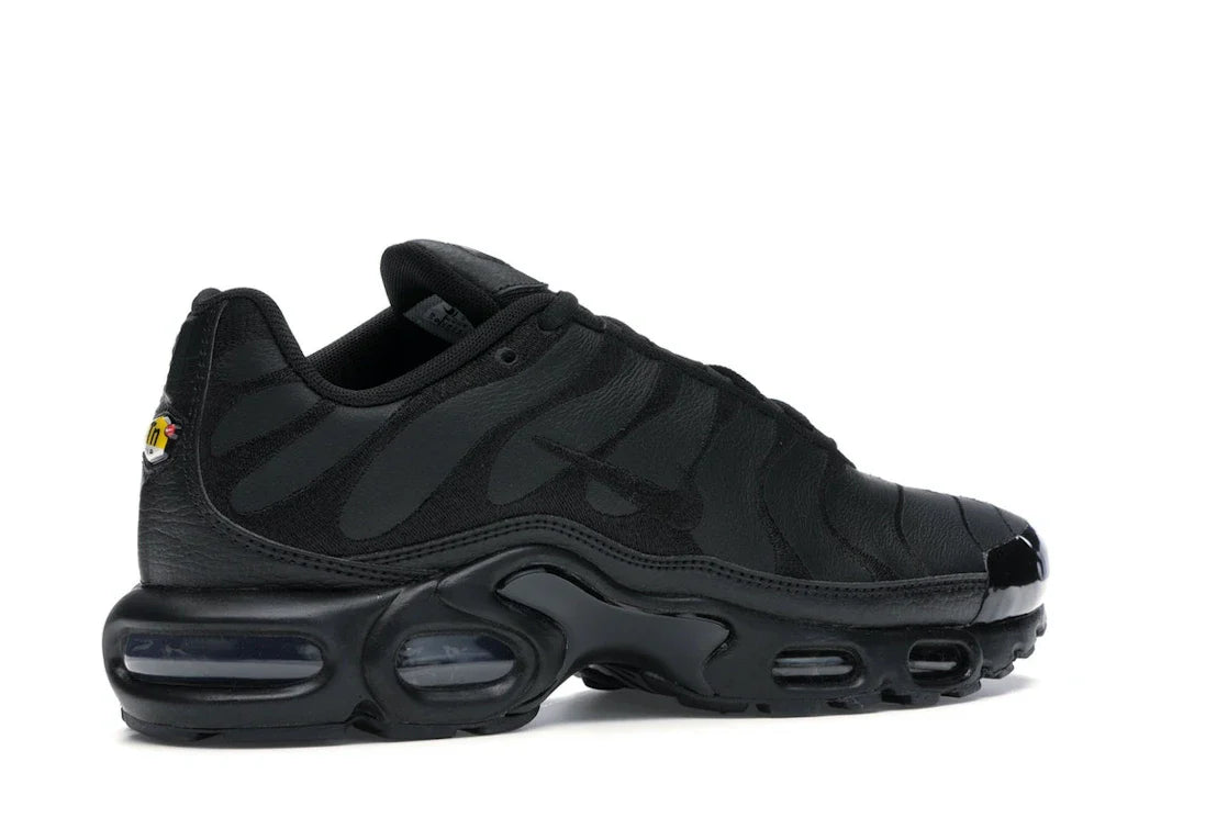 Nike Air Max Plus Triple Black Leather