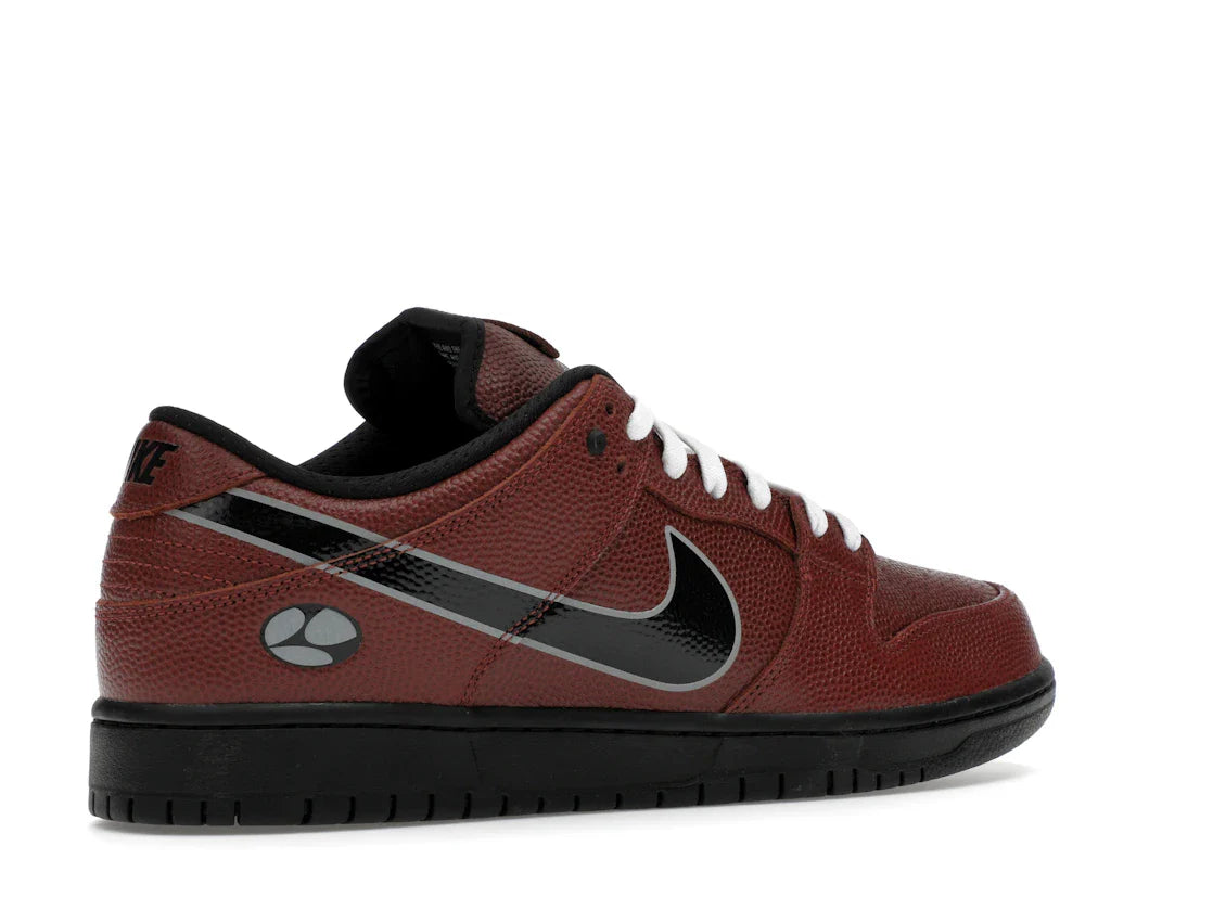 Nike SB Dunk Low Limousine Skateboards