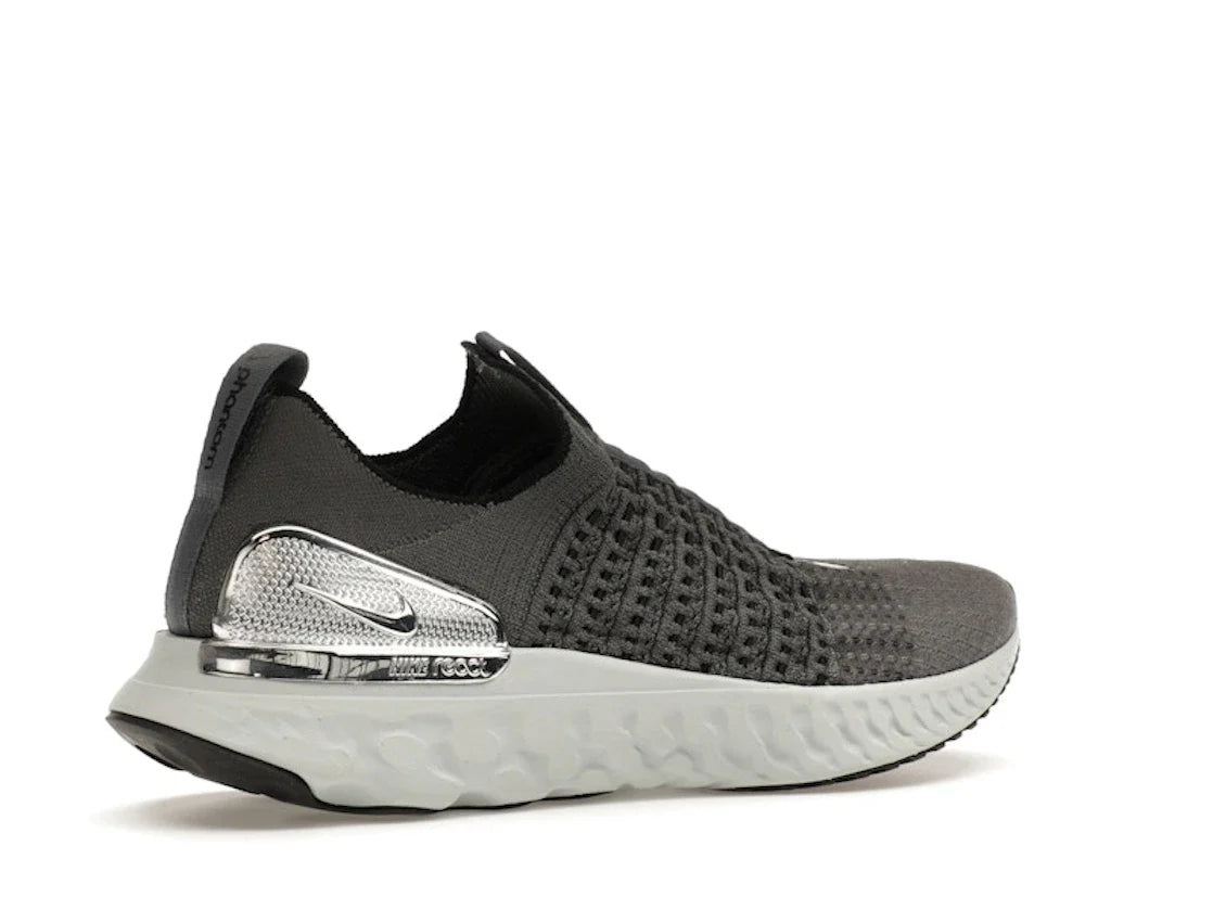 Nike React Phantom Run Flyknit 2 Eisengrau Silber