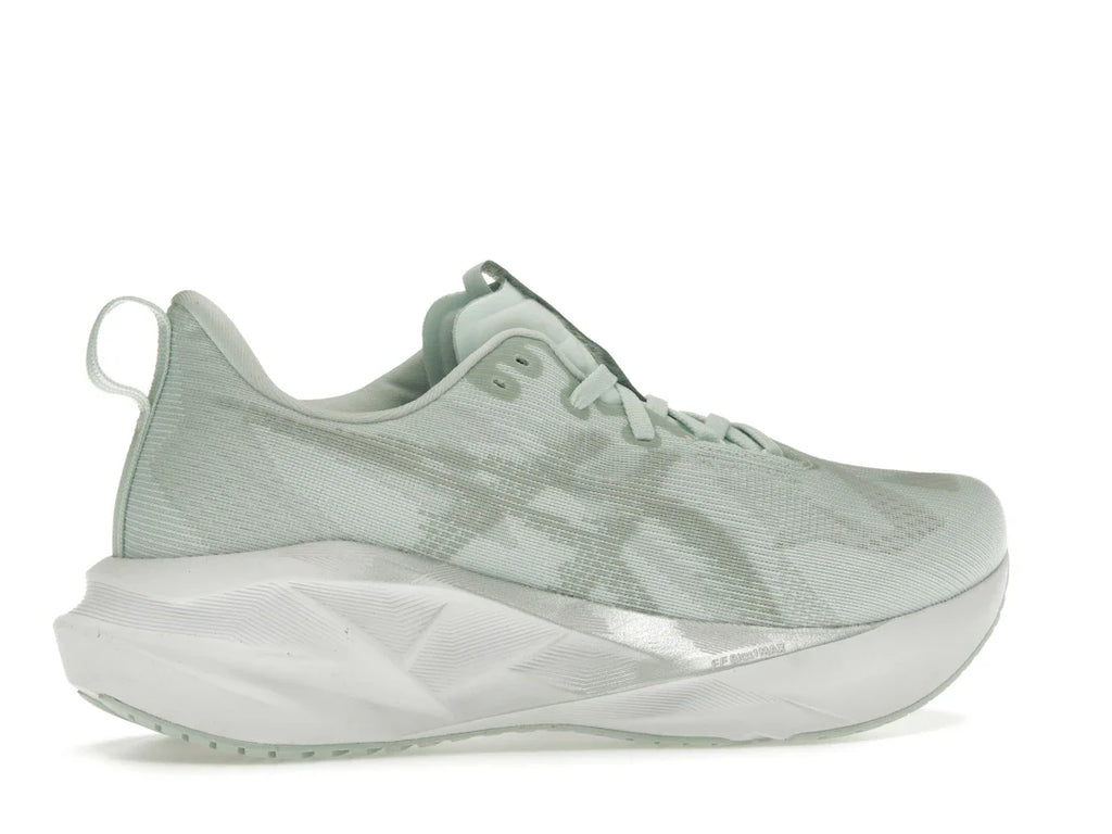 ASICS Novablast 5 Pure Aqua Seal Grau