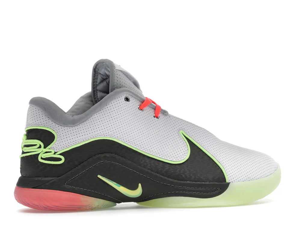 Nike LeBron 22 Moonlight (Transparente Außensohle)