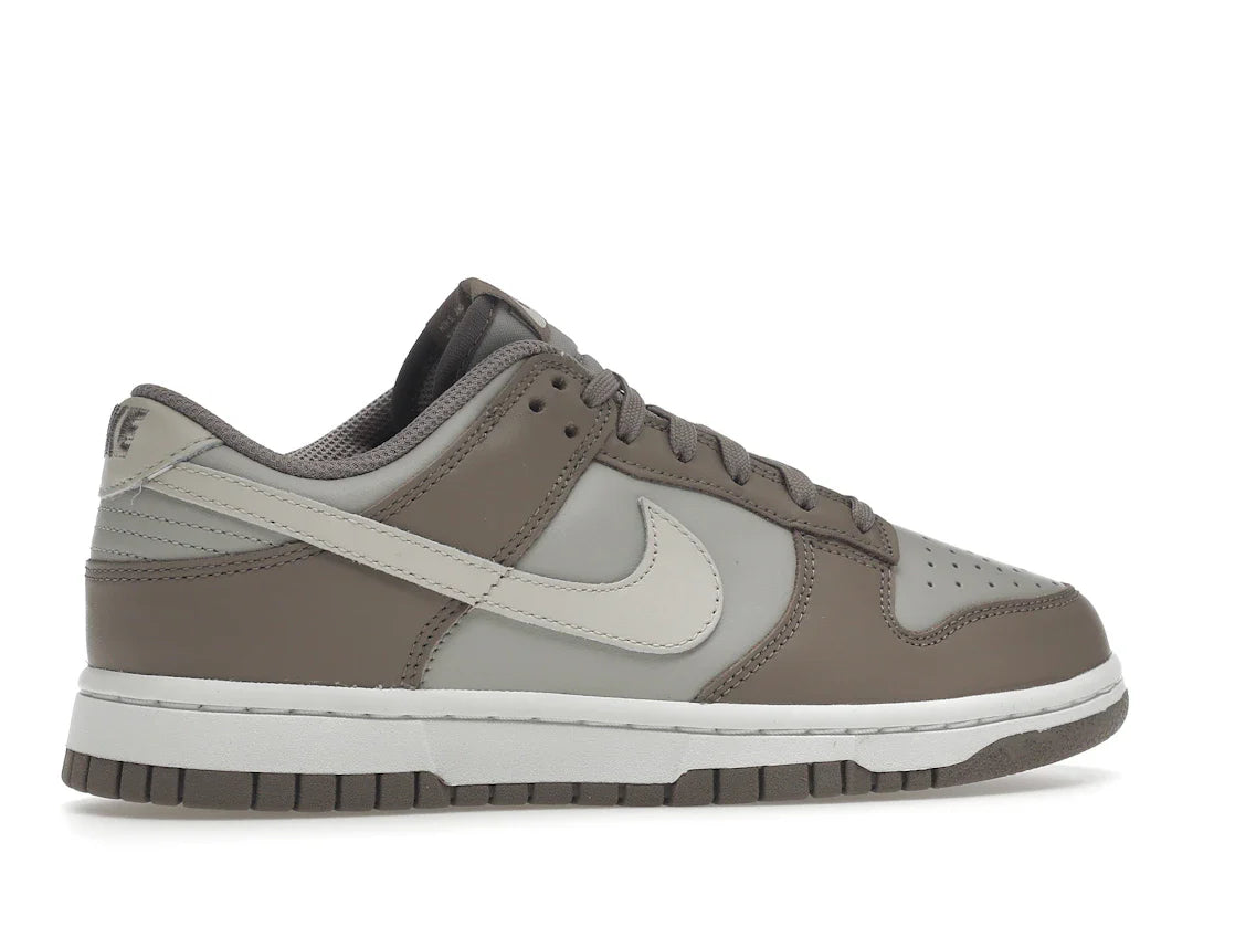 Nike Dunk Low Bone Beige (Damen)