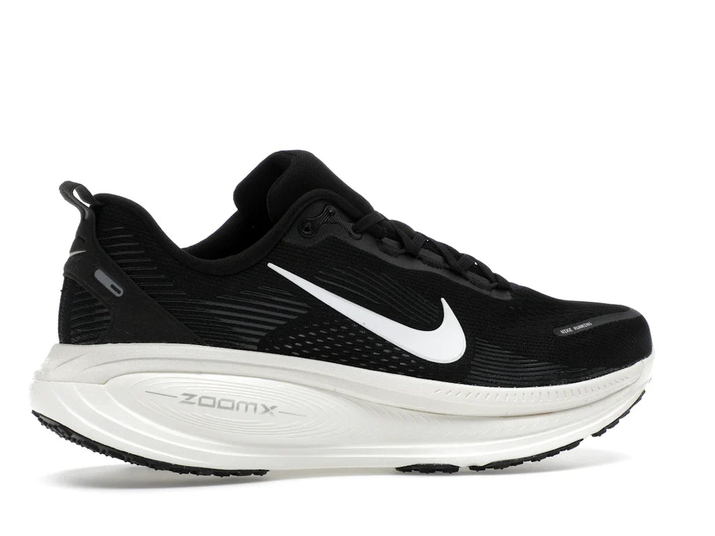 Nike Vomero 18 Schwarz, Kokosmilch, Hellgrau, Weiß