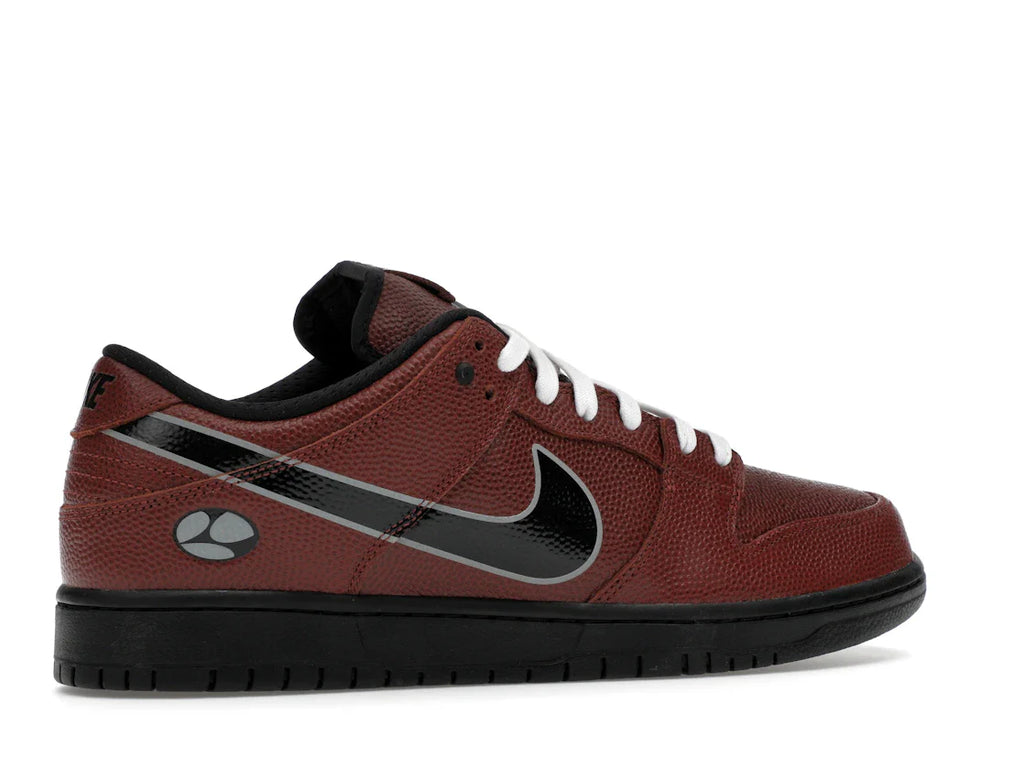 Nike SB Dunk Low Limousine Skateboards