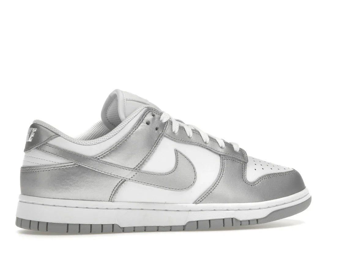 Nike Dunk Low Metallic Silver (Damen)