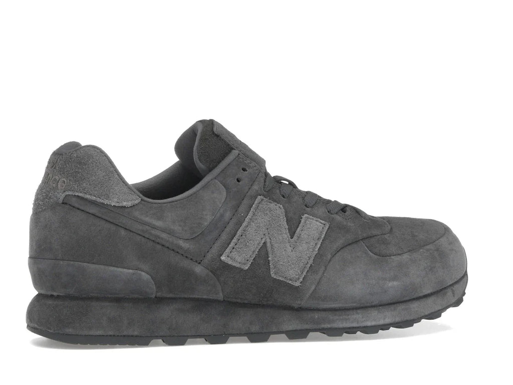 New Balance 574 Legacy Stone Island Ghost Dunkelgrau