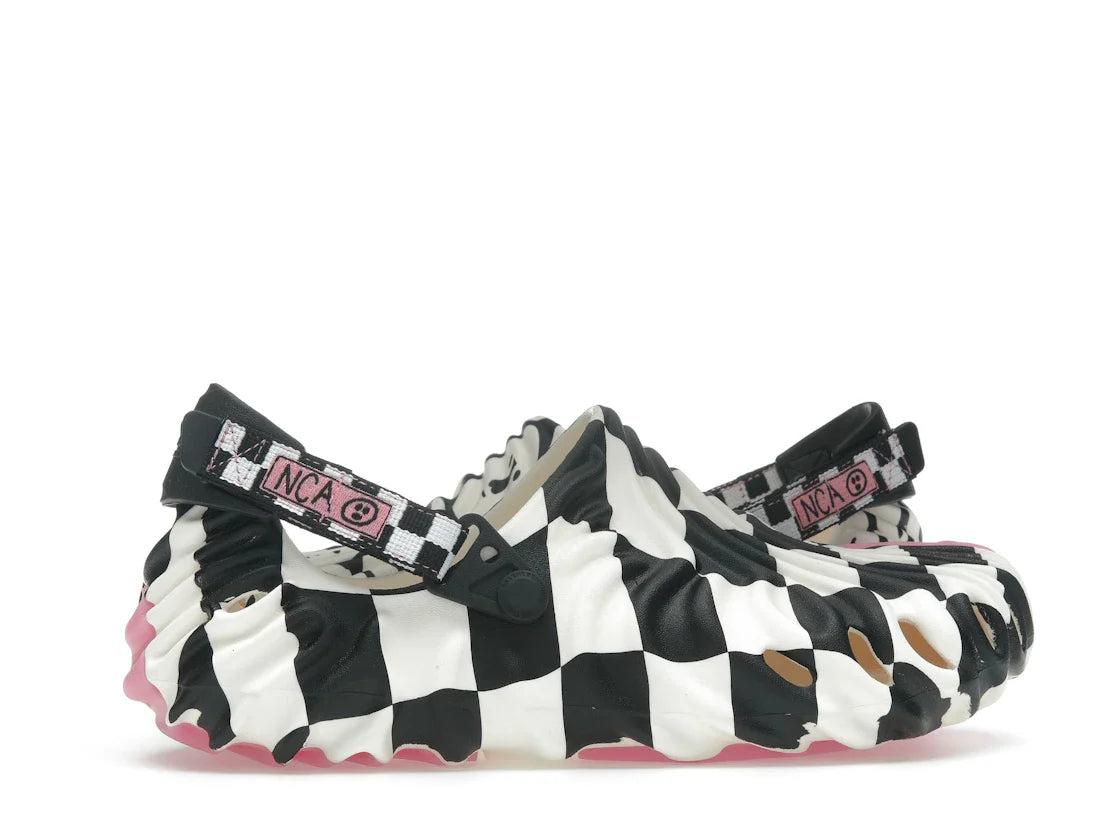 Crocs Pollex Clog von Salehe Bembury x Nina Chanel Abney Art Friends – Daumen hoch, gut gemacht!
