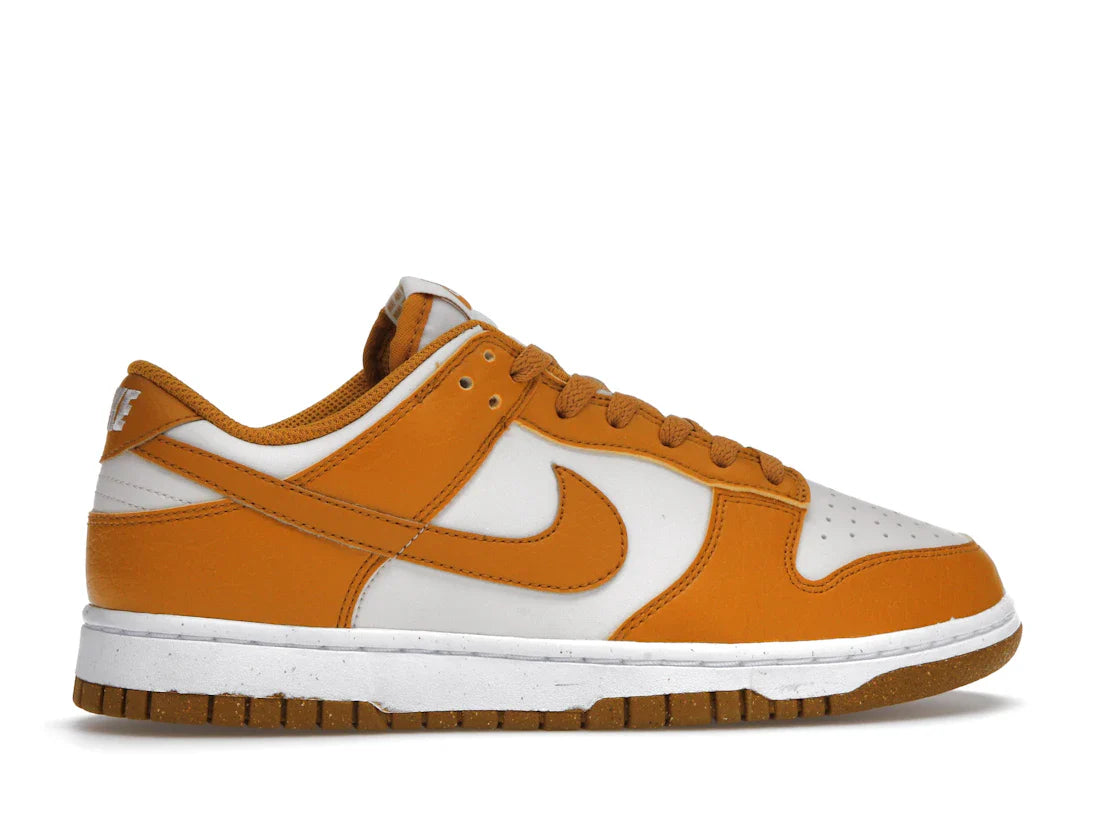 Nike Dunk Low Next Nature Phantom Gold Suede (Damen)