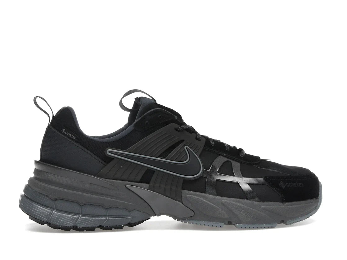 Nike V2K Run Gore-Tex Schwarz Eisengrau