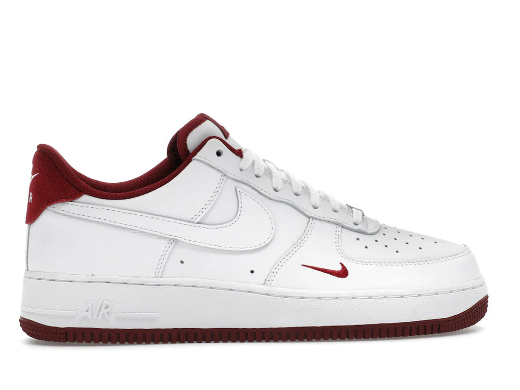 Nike Air Force 1 Low '07 LV8 Weiß Team Rot