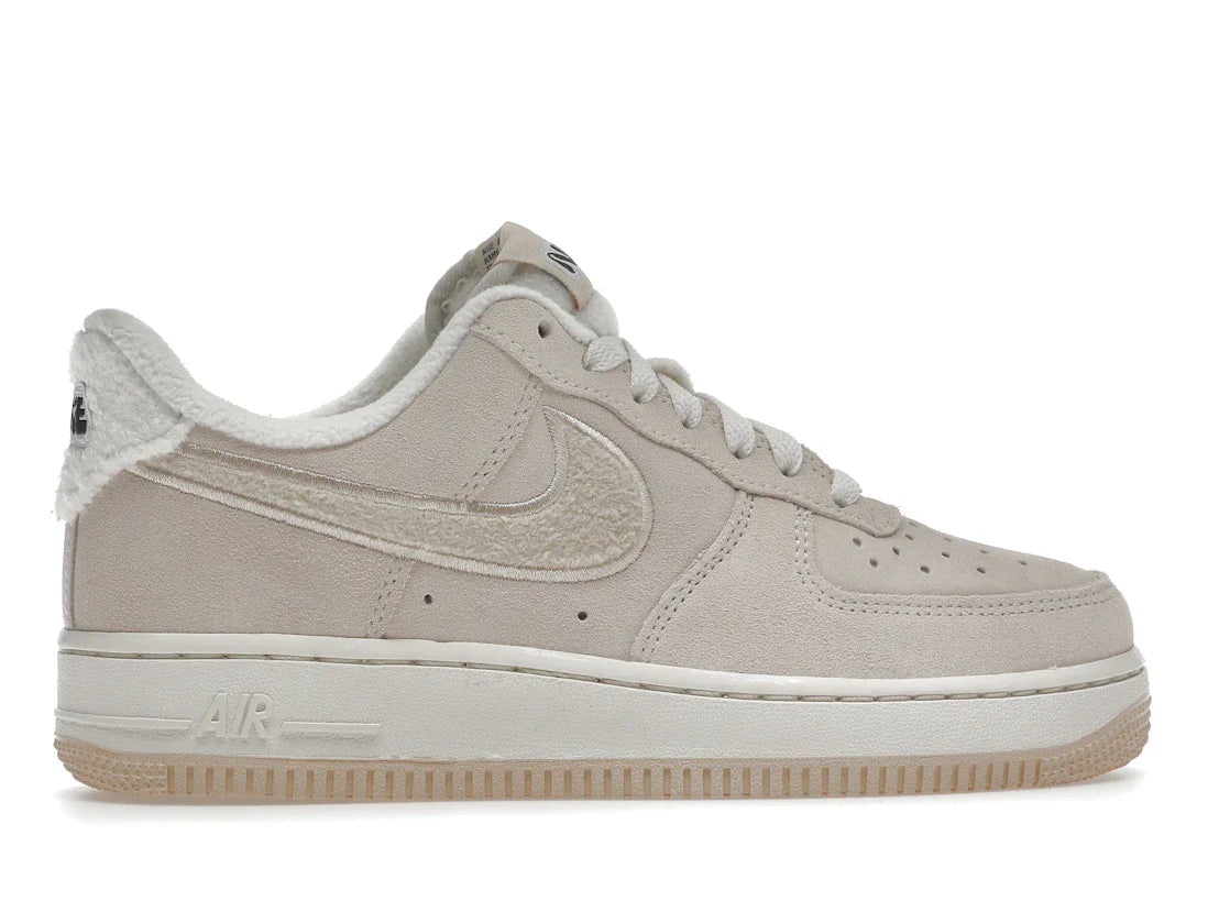 Nike Air Force 1 Low '07 SE Sanddrift Gum Fleece (Damen)