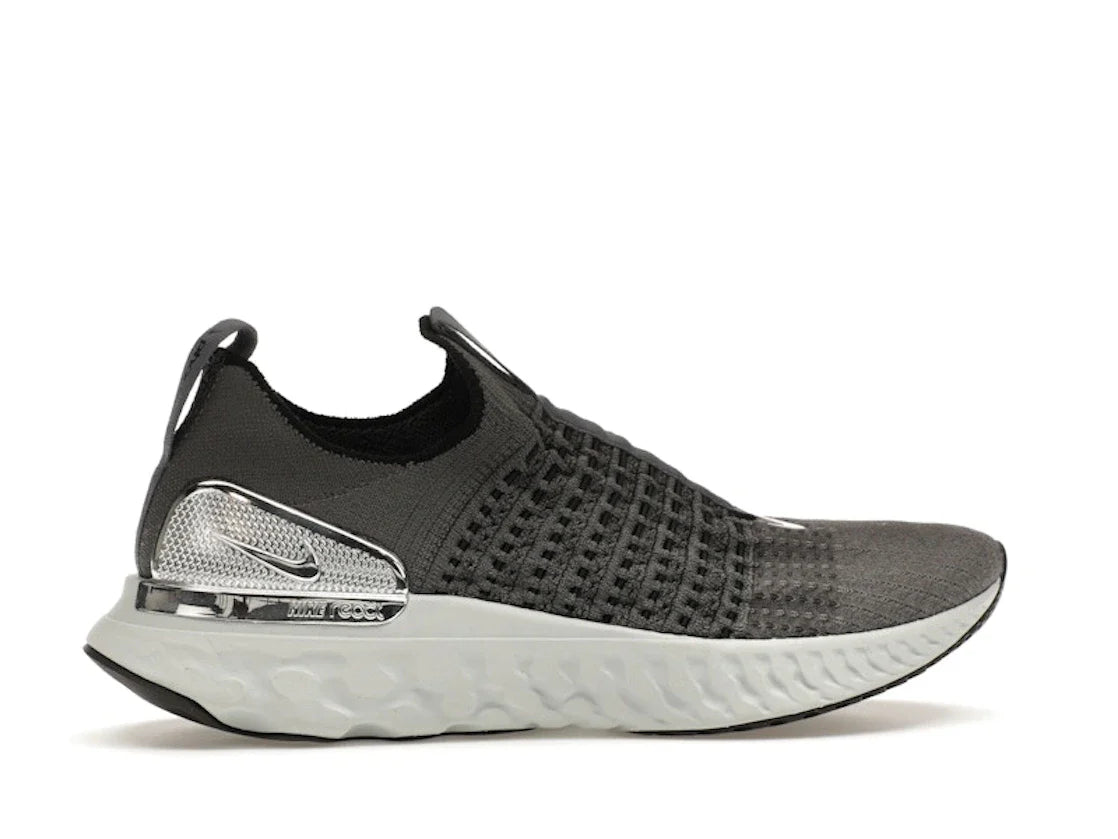 Nike React Phantom Run Flyknit 2 Eisengrau Silber