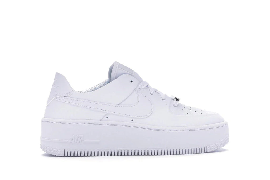 Nike Air Force 1 Sage Low Triple White (Damen)