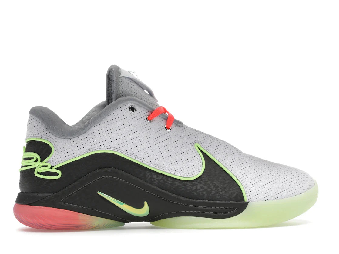 Nike LeBron 22 Moonlight (Transparente Außensohle)